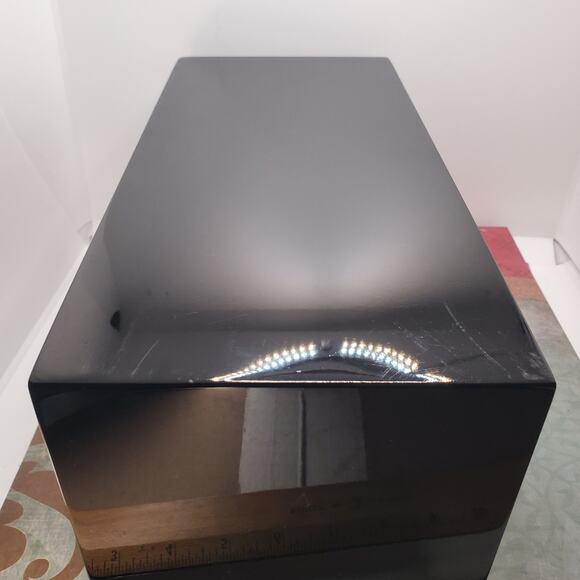 Crosley CR3022A-BK Retro Style AM/FM Tabletop Radio Black W/ 12V DC Power Cord - Picture 7 of 14